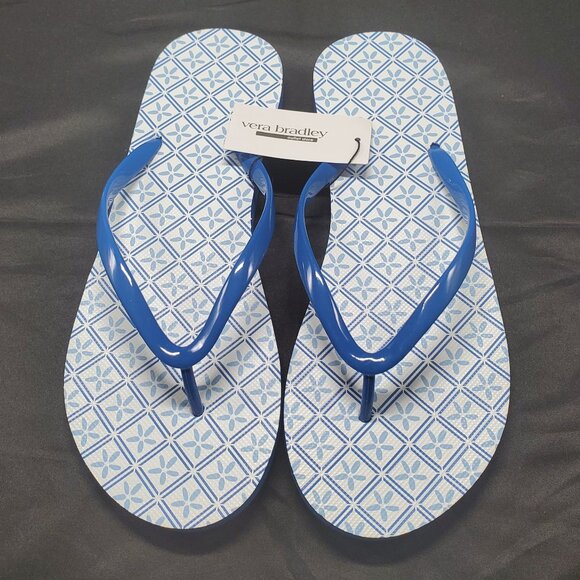BNWT Vera Bradley Etched Floral Pool Blue Flip Flops -Large 9/10 - Picture 1 of 6